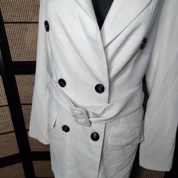 Essue White Double Botton Trench Jacket - Picture 2 of 6